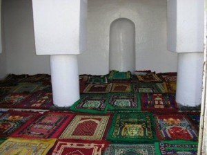 insidesalmanfarsimasjid insidesalmanfarsimasjid